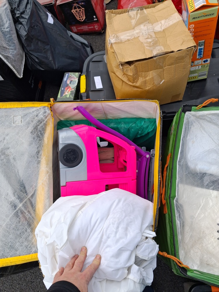 Longford Self storage auction IB-9904 24