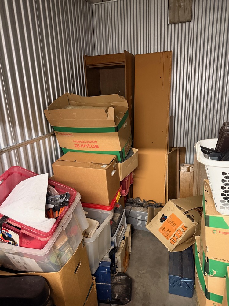 Safestore - MyStorage Fürth Self storage unit auction IB-8895