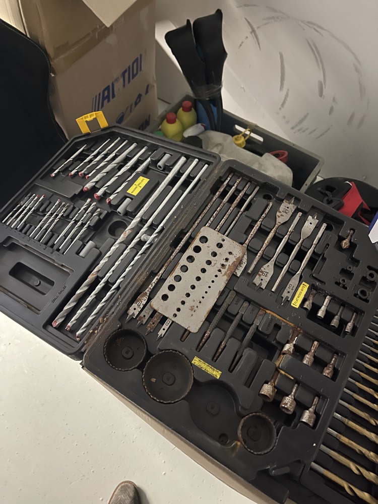 Nijmegen Storage Unit auction IB-8143 62