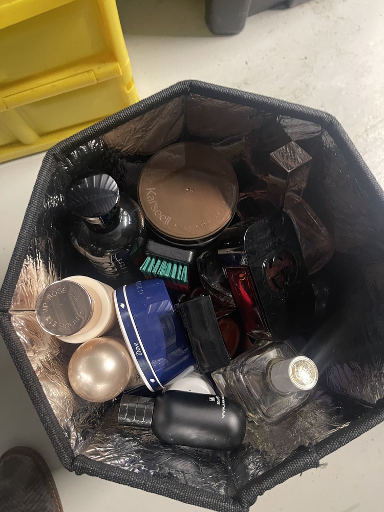 Nijmegen Self storage unit auction IB-8143 63