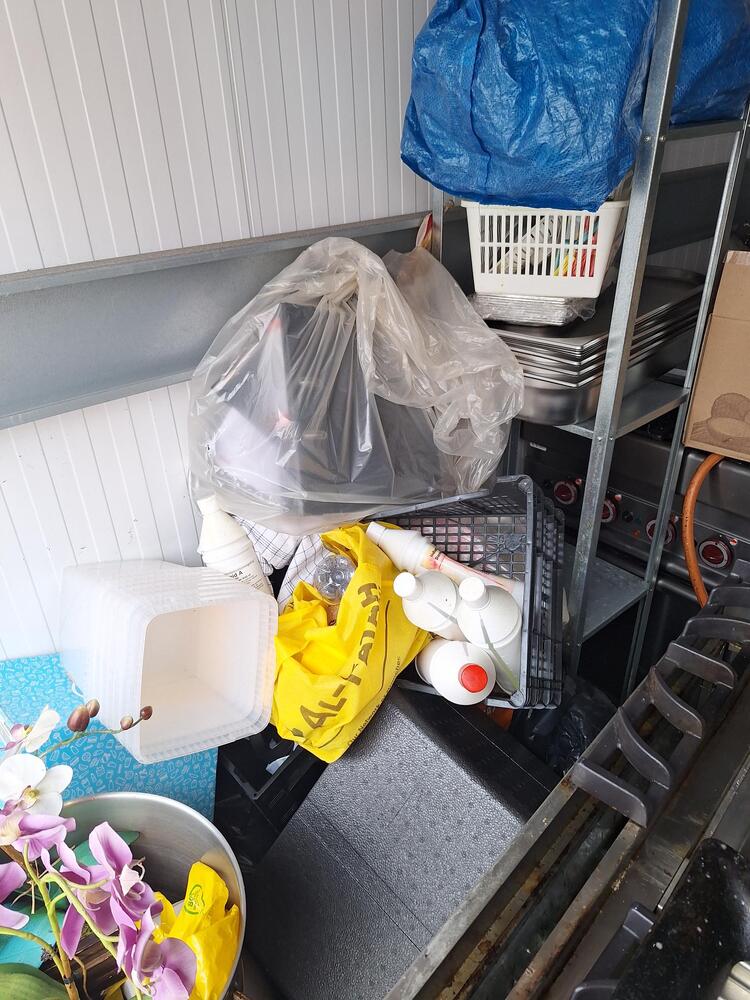 Ishøj Self storage unit auction IB-1234