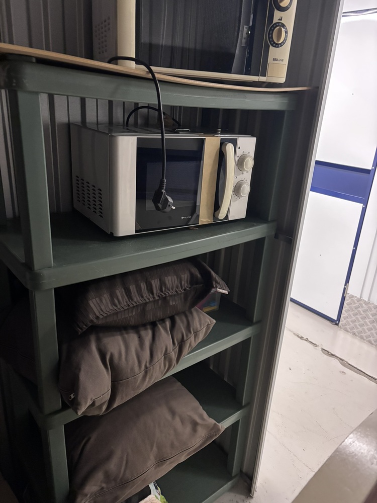 Mortsel Storage Unit auction IB-6656