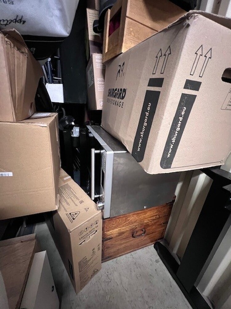 Skovlunde Storage Unit auction IB-2471