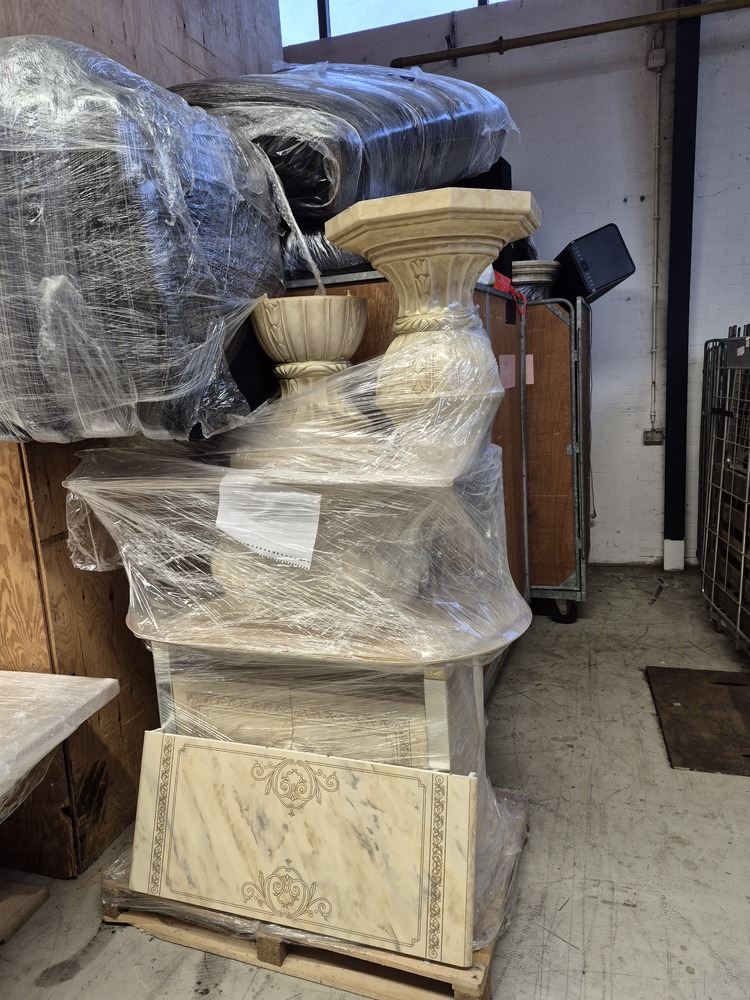 Magic Movers Storage Facility auction IB-6623