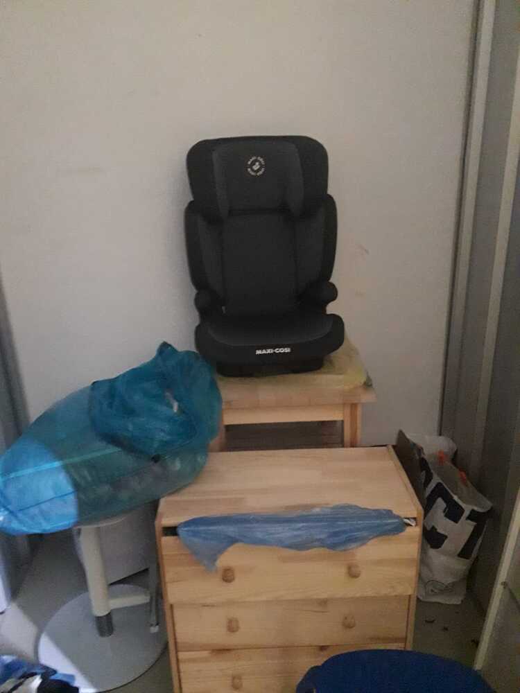 Stuttgart Storage Unit auction IB-2076