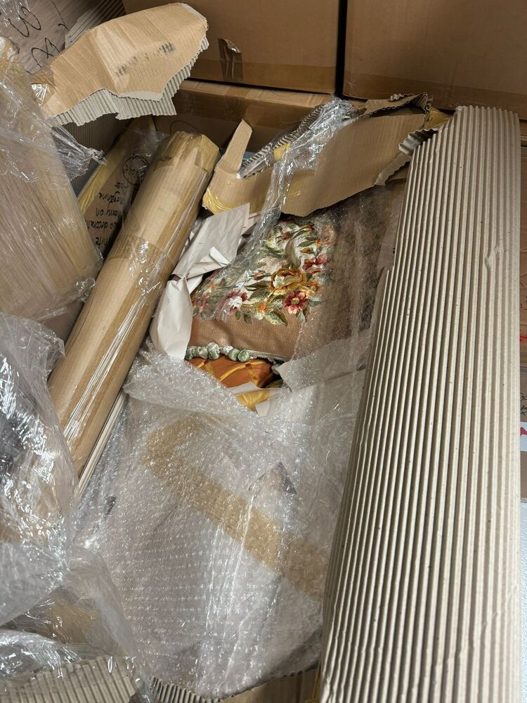 Zebrabox Bussigny storage facility unit auction IB-9542