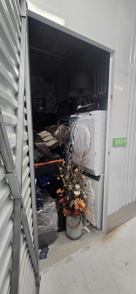 1BOX - Venlo Storage Unit auction IB-5778