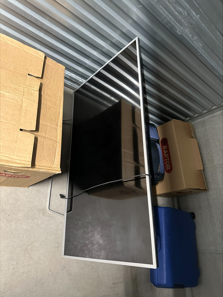 City Self storage auction IB-2149