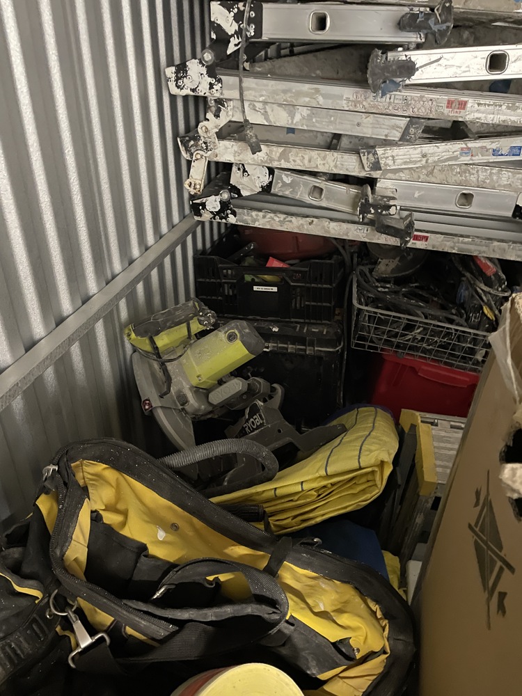 Botkyrka Storage auction IB-1737