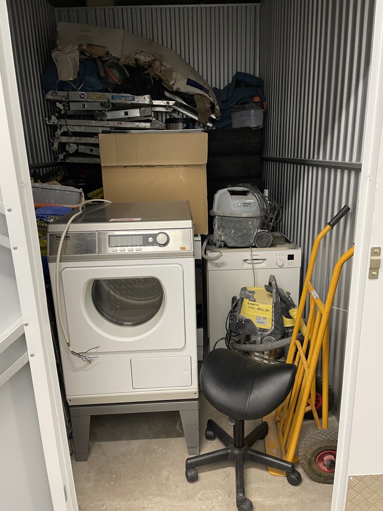 Botkyrka Self storage facility auction IB-1737