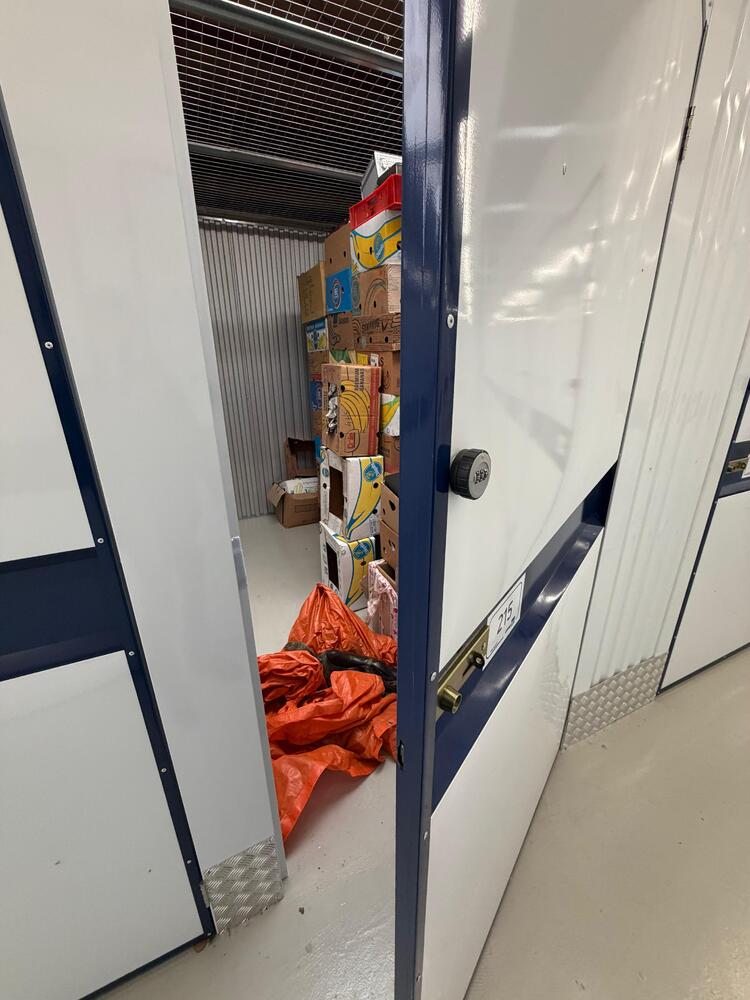 Merksem Storage auction IB-6875