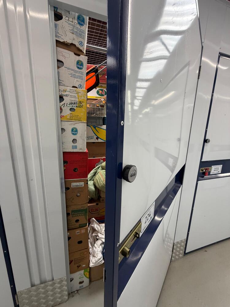 Merksem Storage auction IB-7343