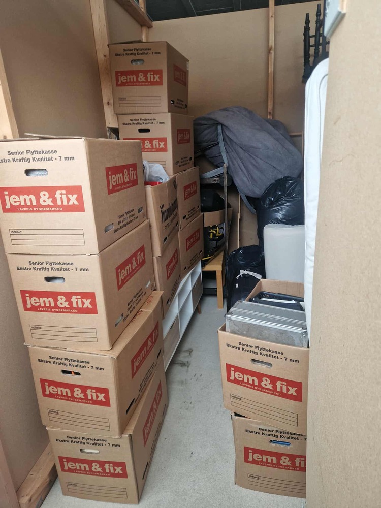 Nyborg Møbelhotel Storage Unit auction IB-9086