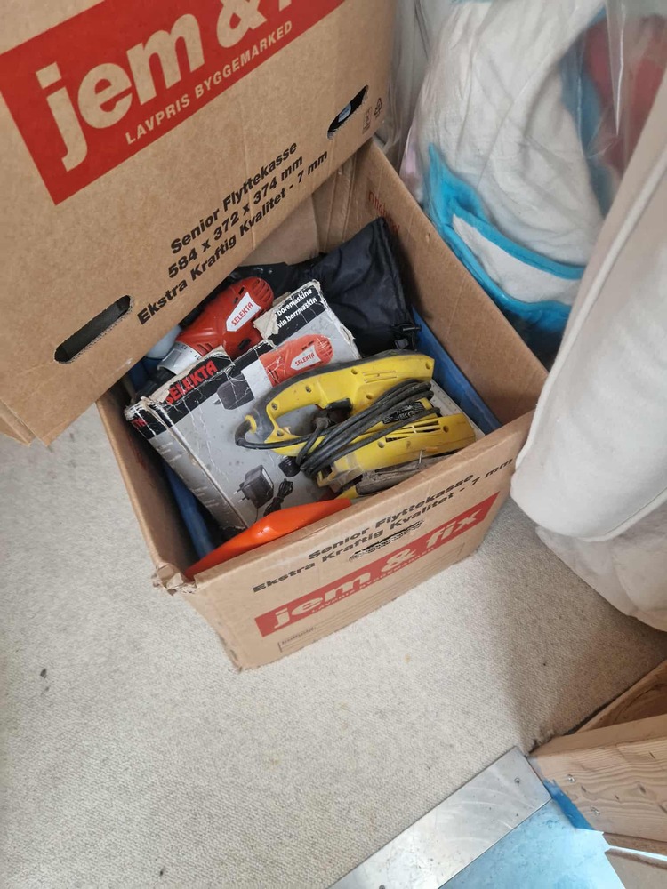 Nyborg Møbelhotel Self storage auction IB-9086