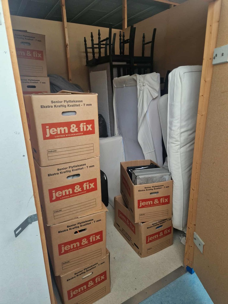 Nyborg Møbelhotel Self storage auction IB-9086 14