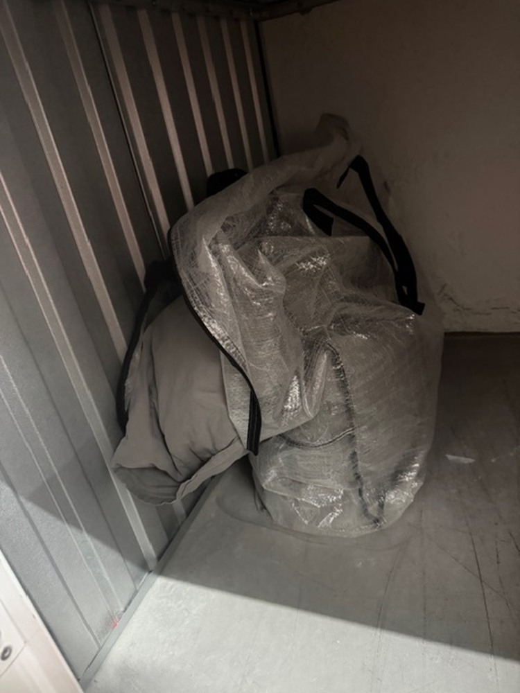 Safestore - MyStorage Berlin Storage Unit auction IB-1215