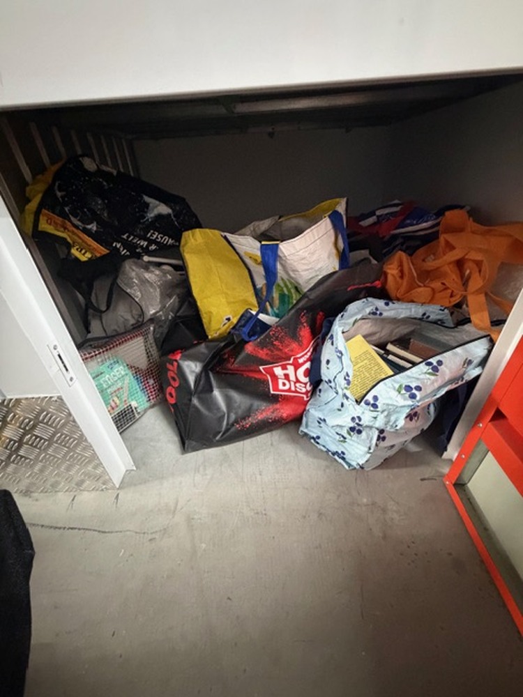 Safestore - MyStorage Berlin Self storage unit auction IB-1215 13