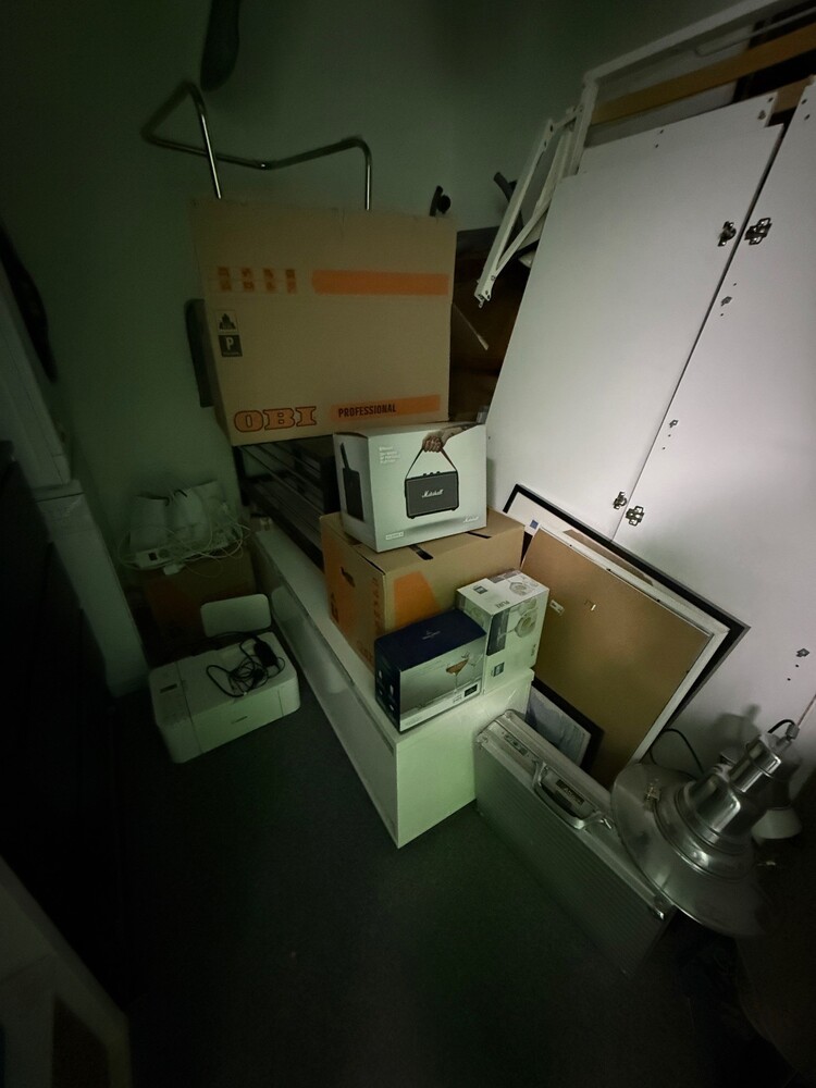 WÜBOX  Self storage auction IB-8092