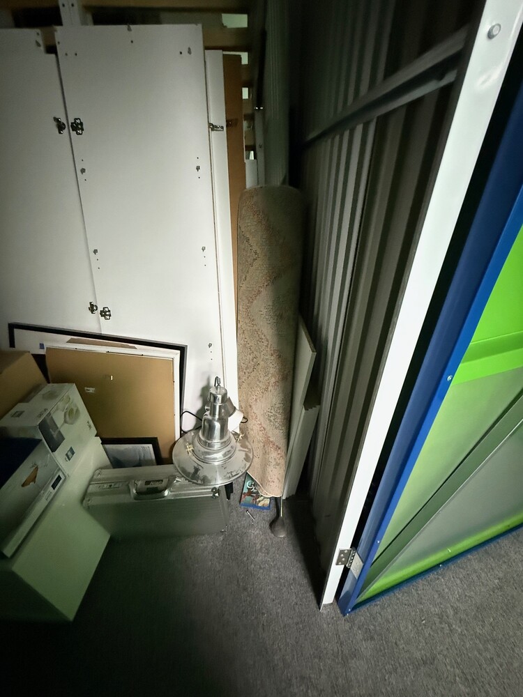 WÜBOX  storage facility unit auction IB-8092