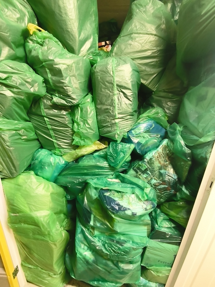 Essen Storage auction IB-9261