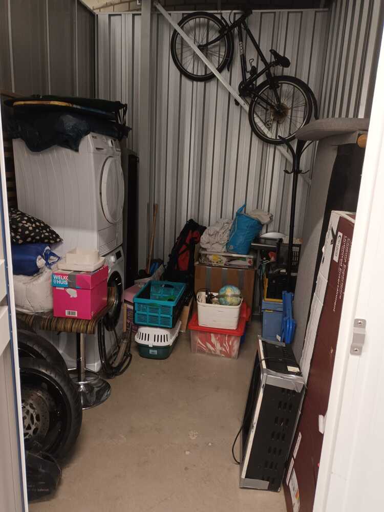 1BOX - Den Bosch Self storage auction IB-3288