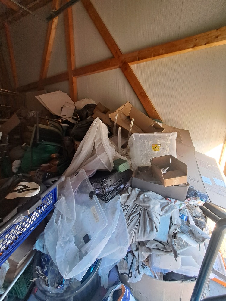 Storage 24 Marignane Storage Unit auction IB-7557