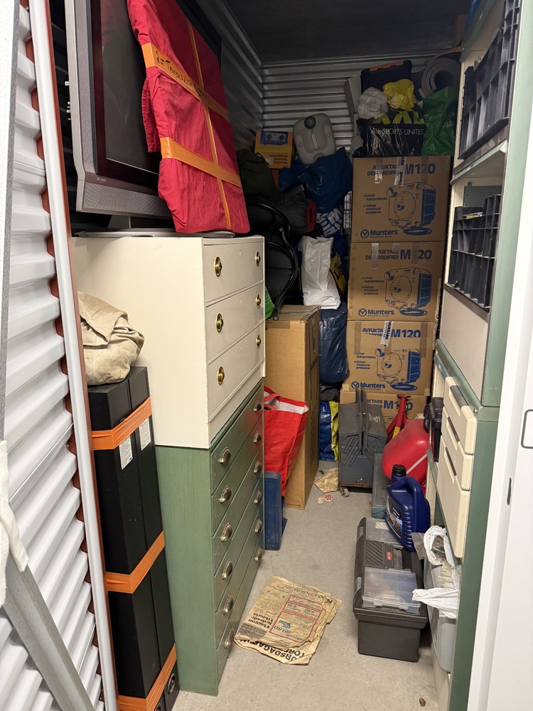  Upplands Väsby Self storage auction IB-8048