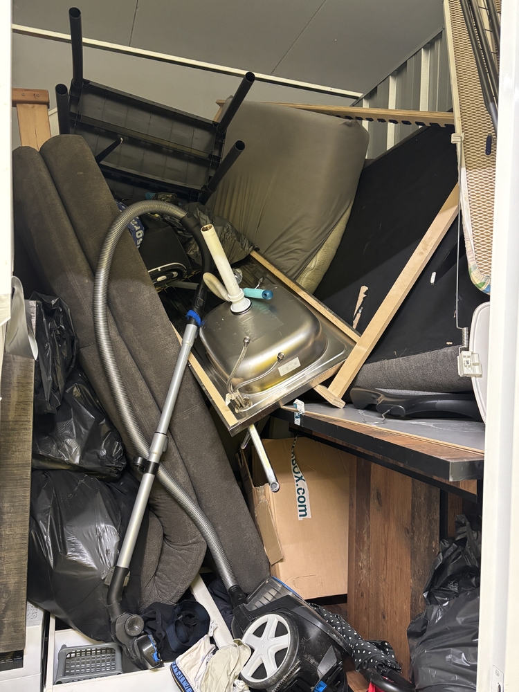 Bielefeld Storage Unit auction IB-4441