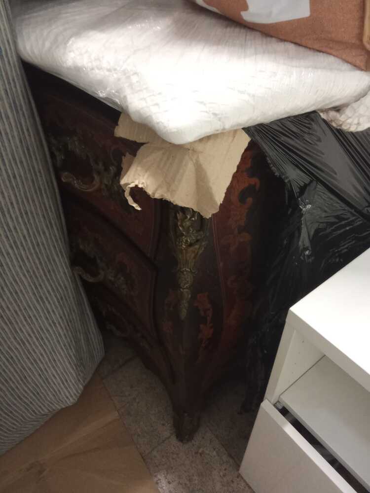 ExtraSpace Alfragide Self storage unit auction IB-8399