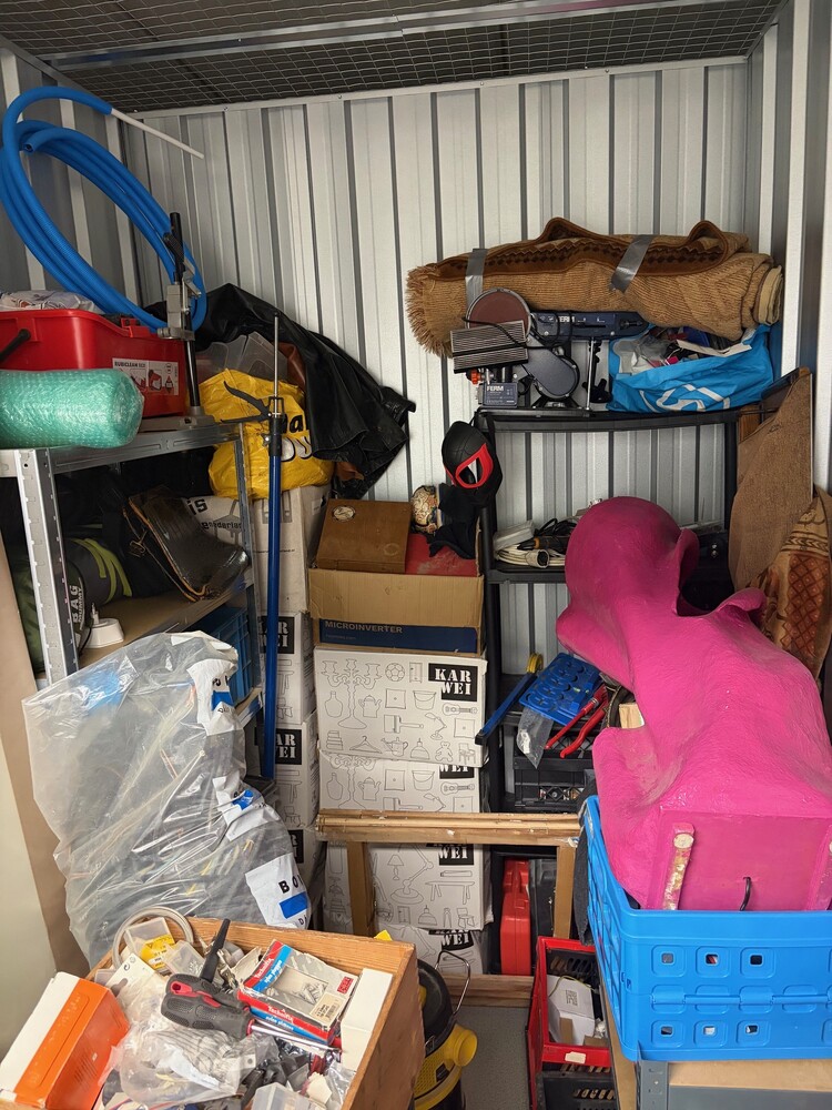 1BOX - Den Haag Storage Unit auction IB-8658