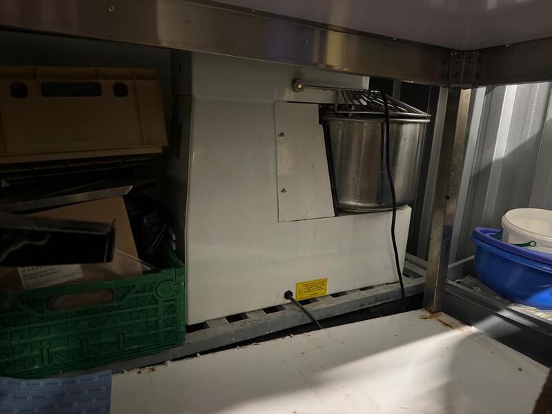 Zebrabox Neuchâtel Self storage auction IB-1317