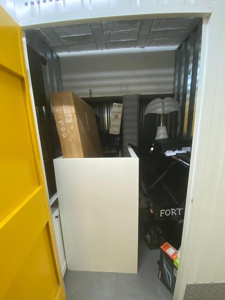 OhMyBox: Marina storage facility unit auction IB-5045 16