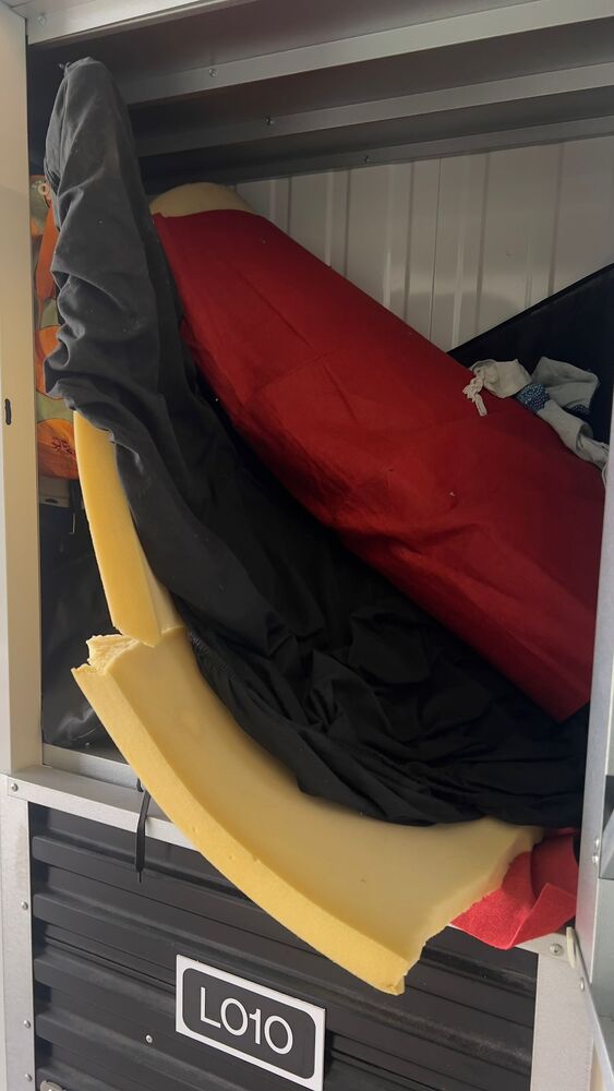 Alfragide storage facility unit auction IB-6304