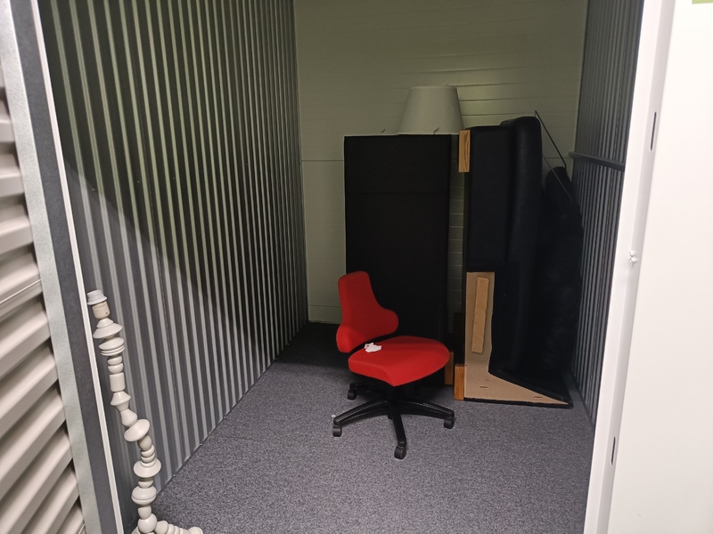 Rødovre Self storage unit auction IB-1963