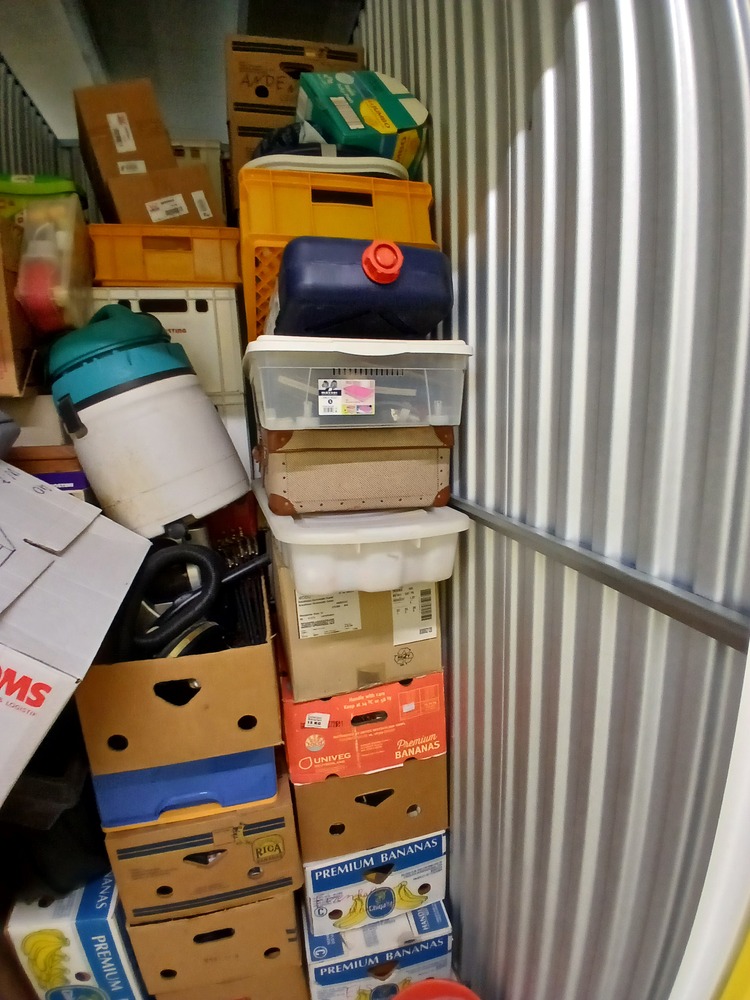 Leverkusen Storage Unit auction IB-1124