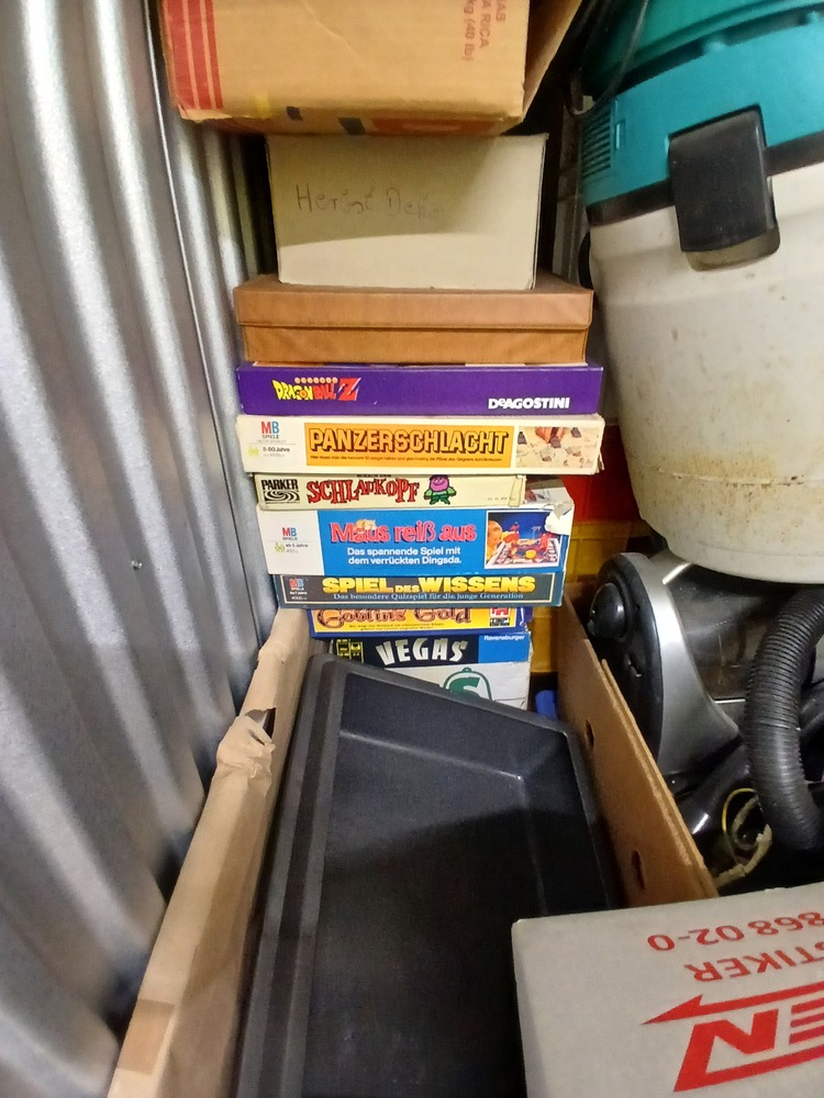 Leverkusen Self storage auction IB-1124