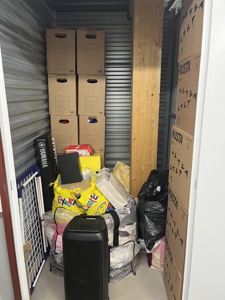  Högsbo Storage auction IB-6738