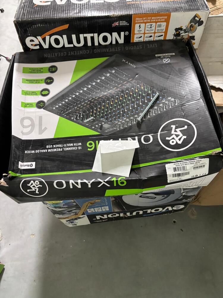 Loads Tilburg Storage Unit auction IB-4424 12