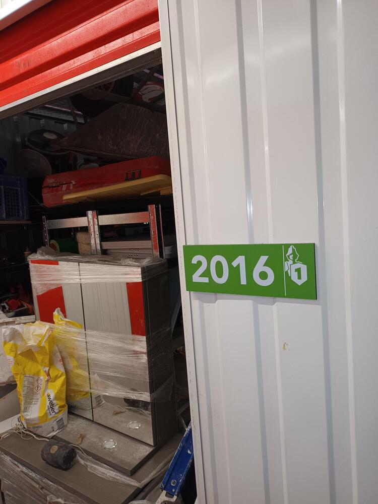 1BOX - Schiedam Storage auction IB-2521