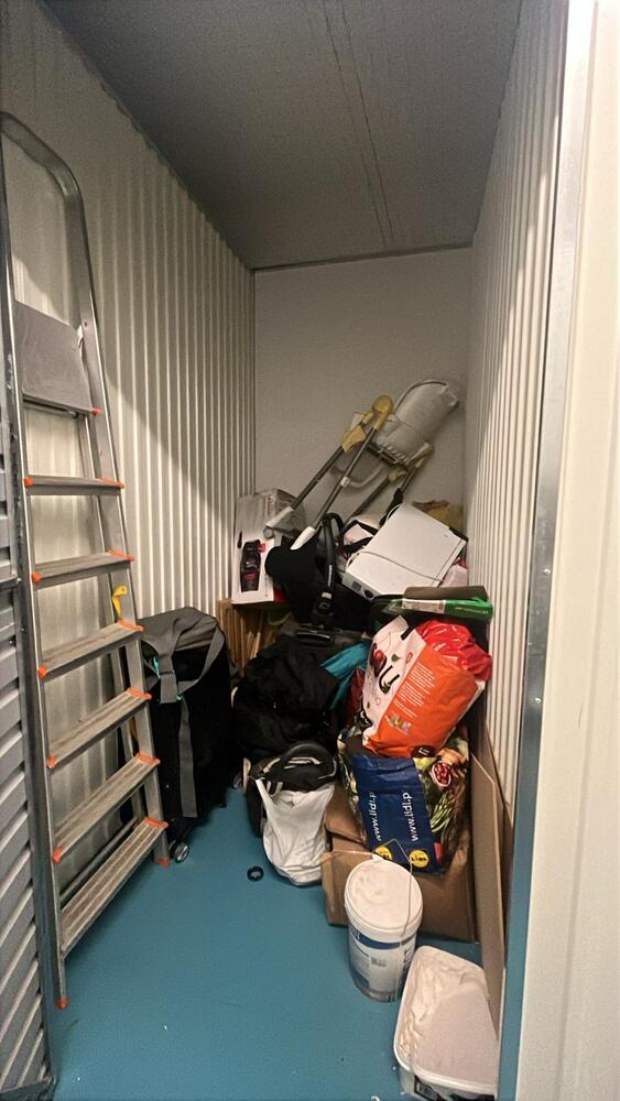 Campo de Ourique Storage auction IB-1818