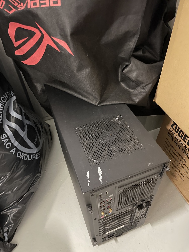 Zebrabox St.Gallen Self storage unit auction IB-8379