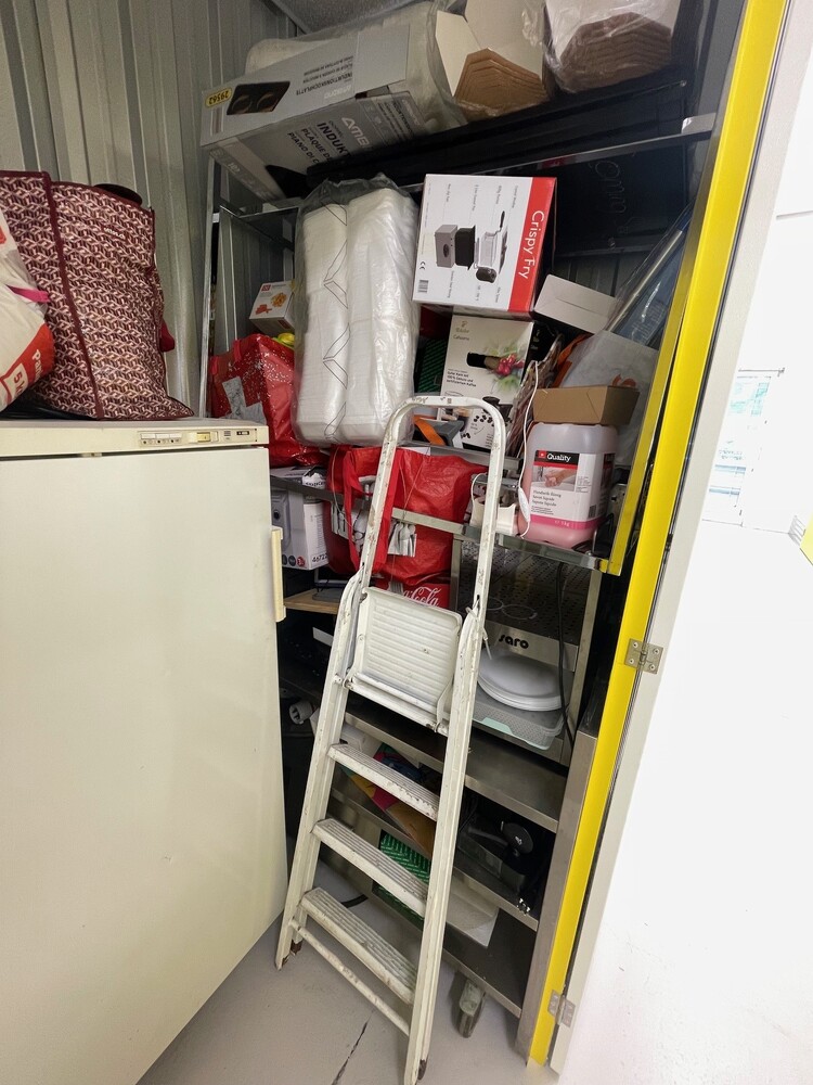 Zebrabox Pfäffikon Self storage unit auction IB-4538