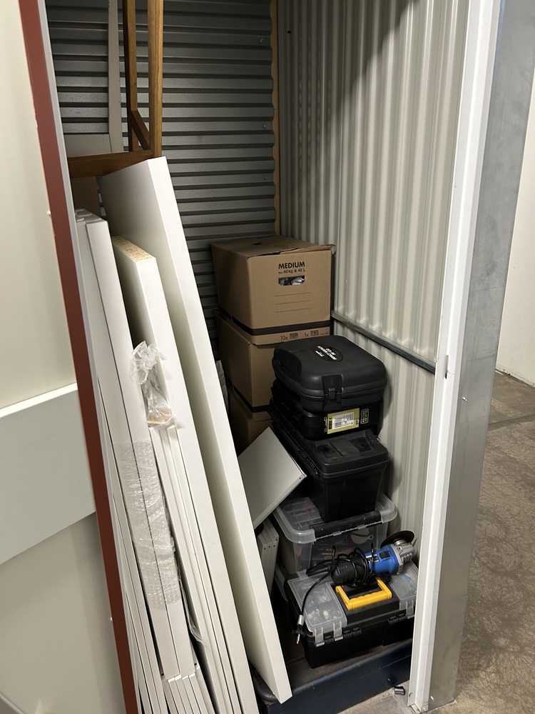 Helsingborg Storage Unit auction IB-5892