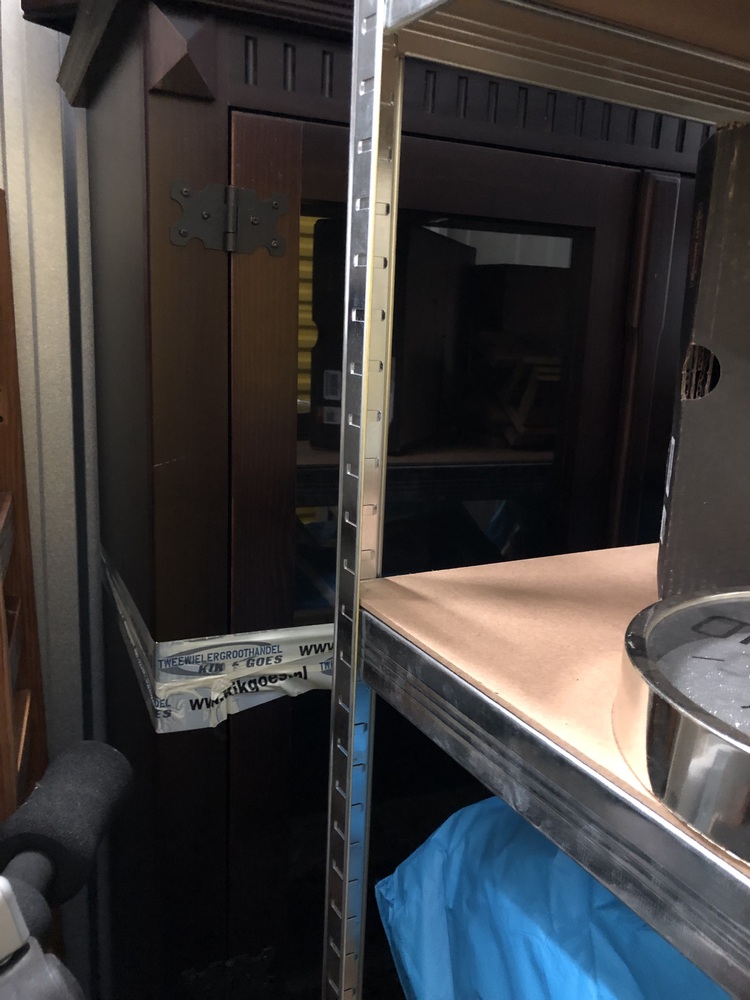 1BOX - Goes Storage Facility auction IB-2291