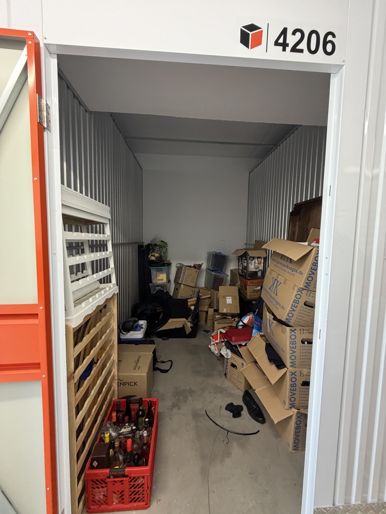Safestore - MyStorage Berlin Storage Unit auction IB-3530