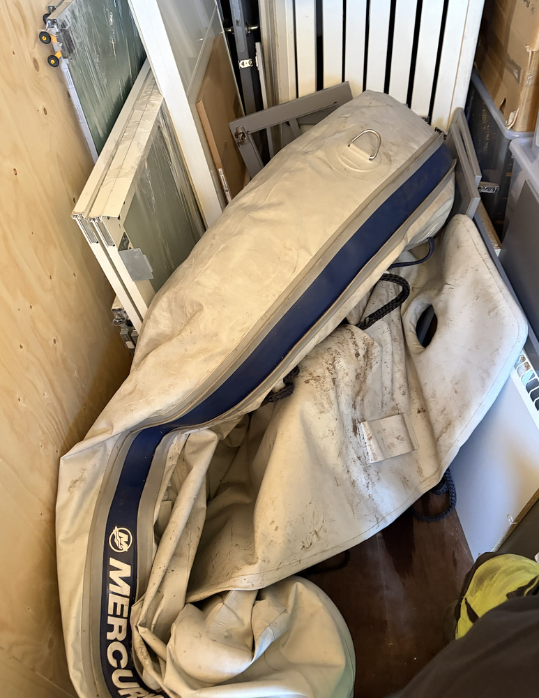 Norrtälje Sika Storage Unit auction IB-9090