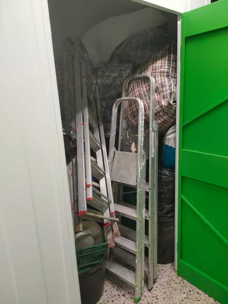 Islatrans Algeciras Self storage unit auction IB-6100