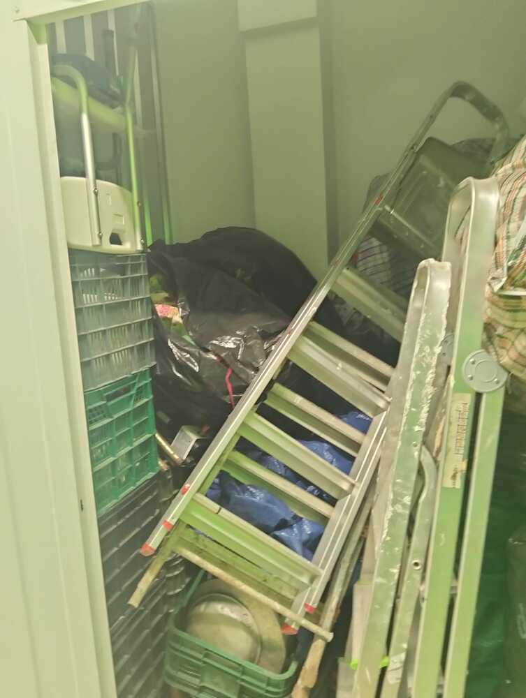 Islatrans Algeciras storage facility unit auction IB-6100