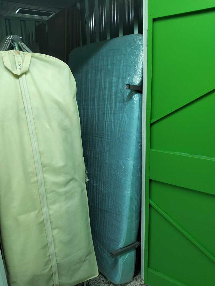 Islatrans Algeciras Self storage facility auction IB-8025