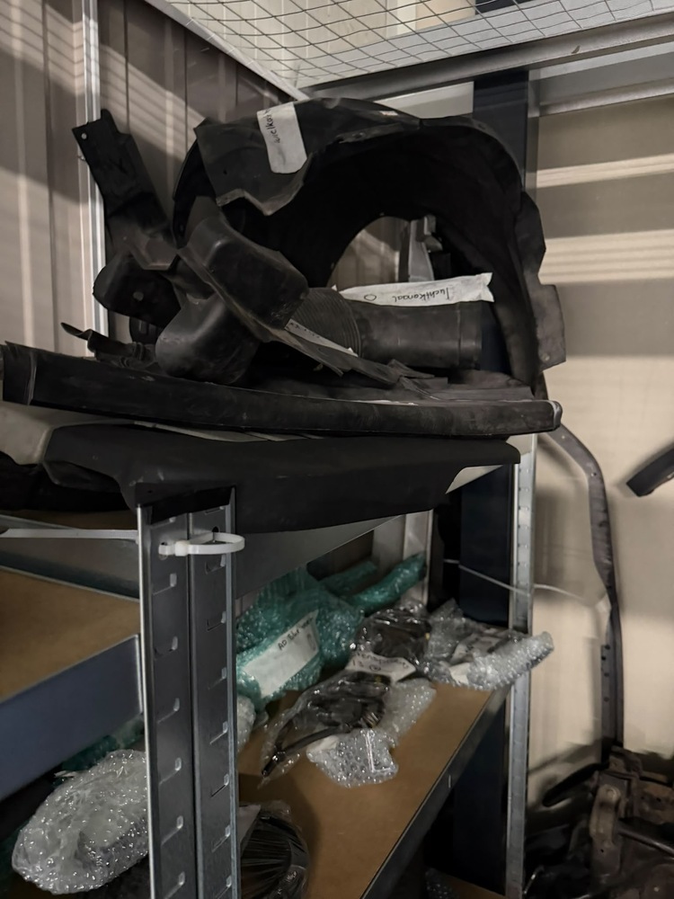 Amsterdam Nieuw West Self storage unit auction IB-2942